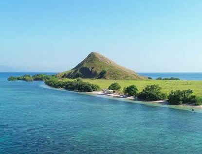 Kenawa Island west Sumbawa